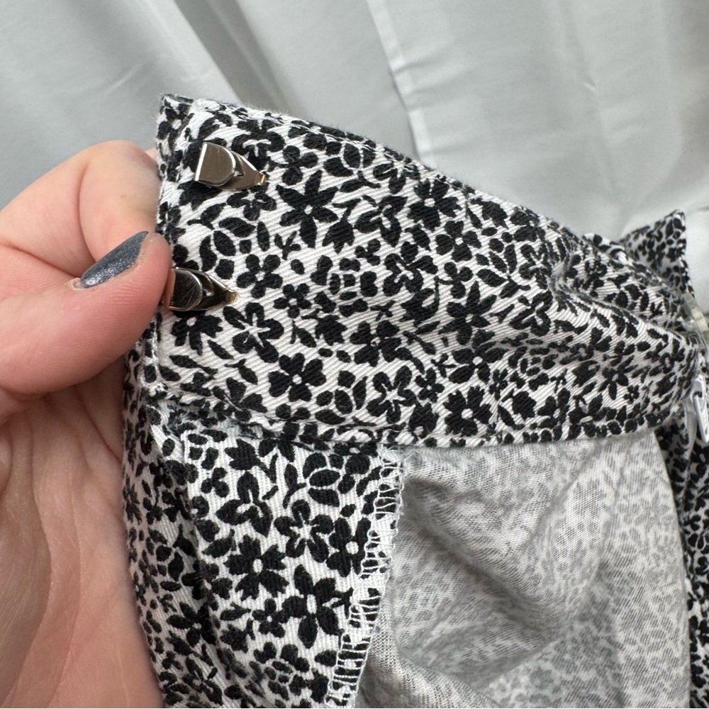 Floral Skort - Picture 5 of 6